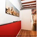 La Rambla - Catalonia Square 4bd-2bth Барселона