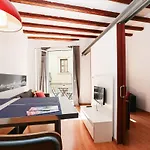 La Rambla - Catalonia Square 4bd-2bth Апартаменты