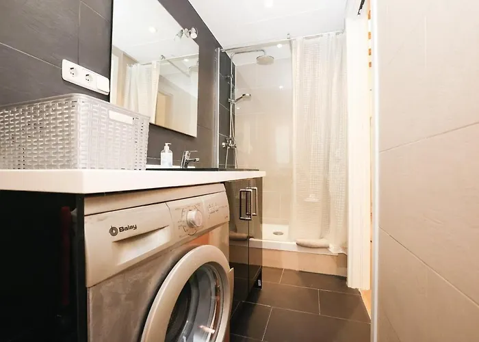 Apartment La Rambla - Catalonia Square 4bd-2bth *