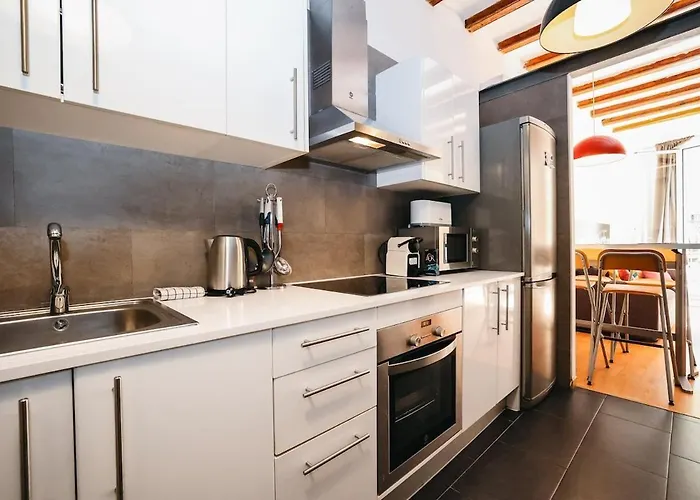 Apartment La Rambla - Catalonia Square 4bd-2bth