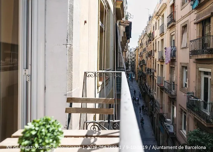 La Rambla - Catalonia Square 4bd-2bth *