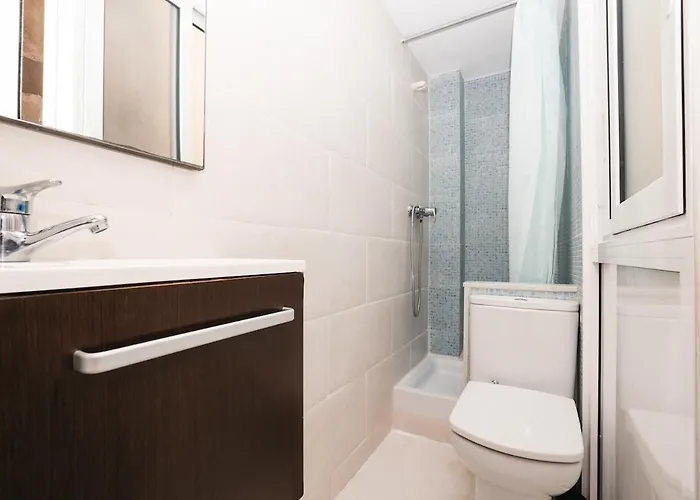 Apartment La Rambla - Catalonia Square 4bd-2bth *