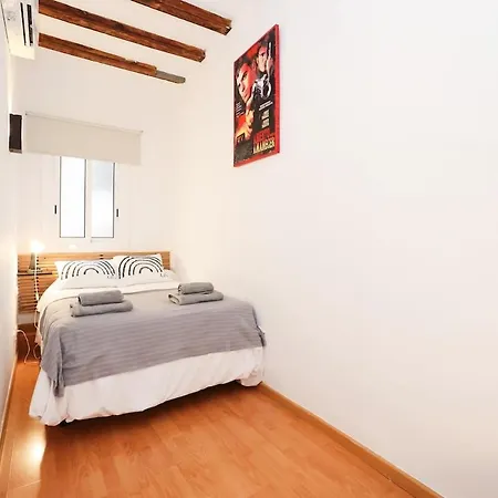 Apartment La Rambla - Catalonia Square 4bd-2bth