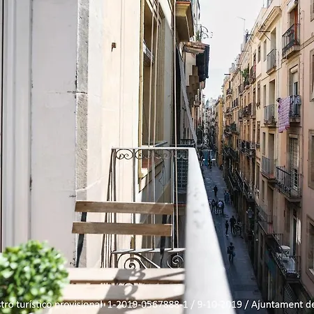 La Rambla - Catalonia Square 4bd-2bth *