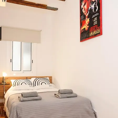 La Rambla - Catalonia Square 4bd-2bth *