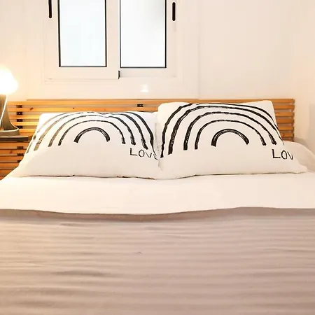 La Rambla - Catalonia Square 4bd-2bth 바르셀로나
